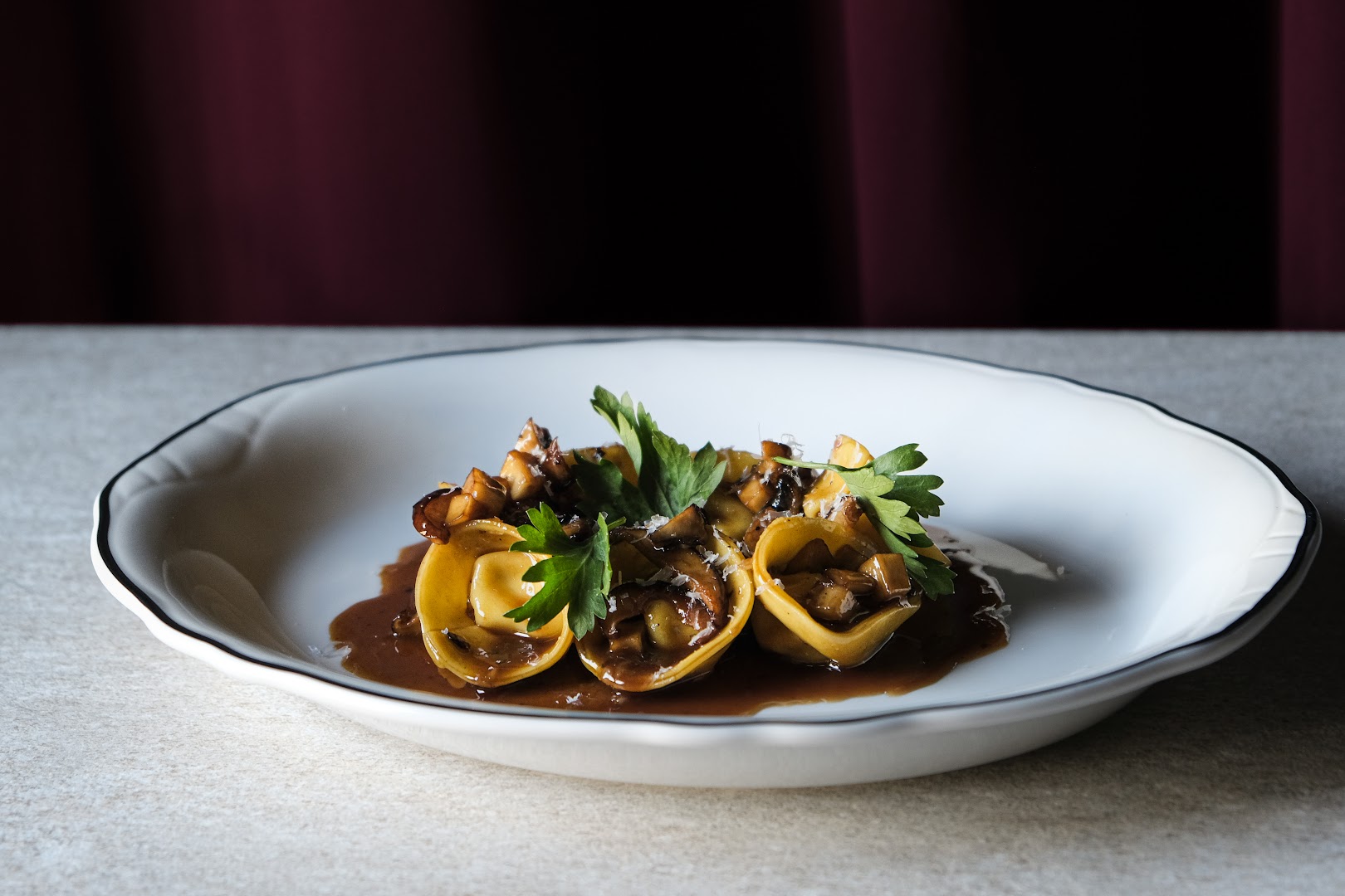Mora: professional, high-quality food photography