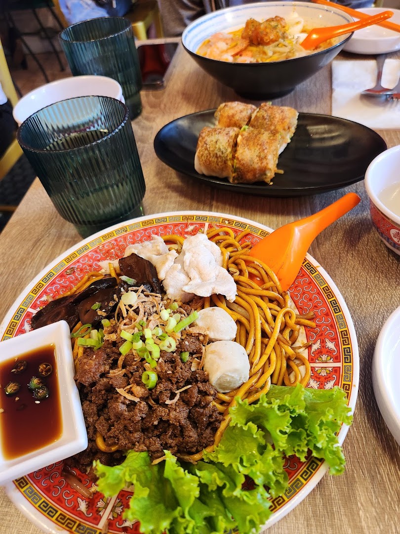 Agak Agak: appetizing, clear photo of food