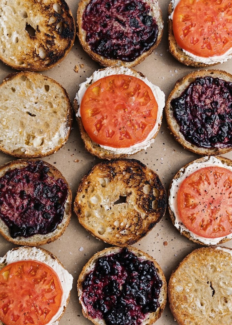 Arthur's Snackette: appetizing, high-quality food photography