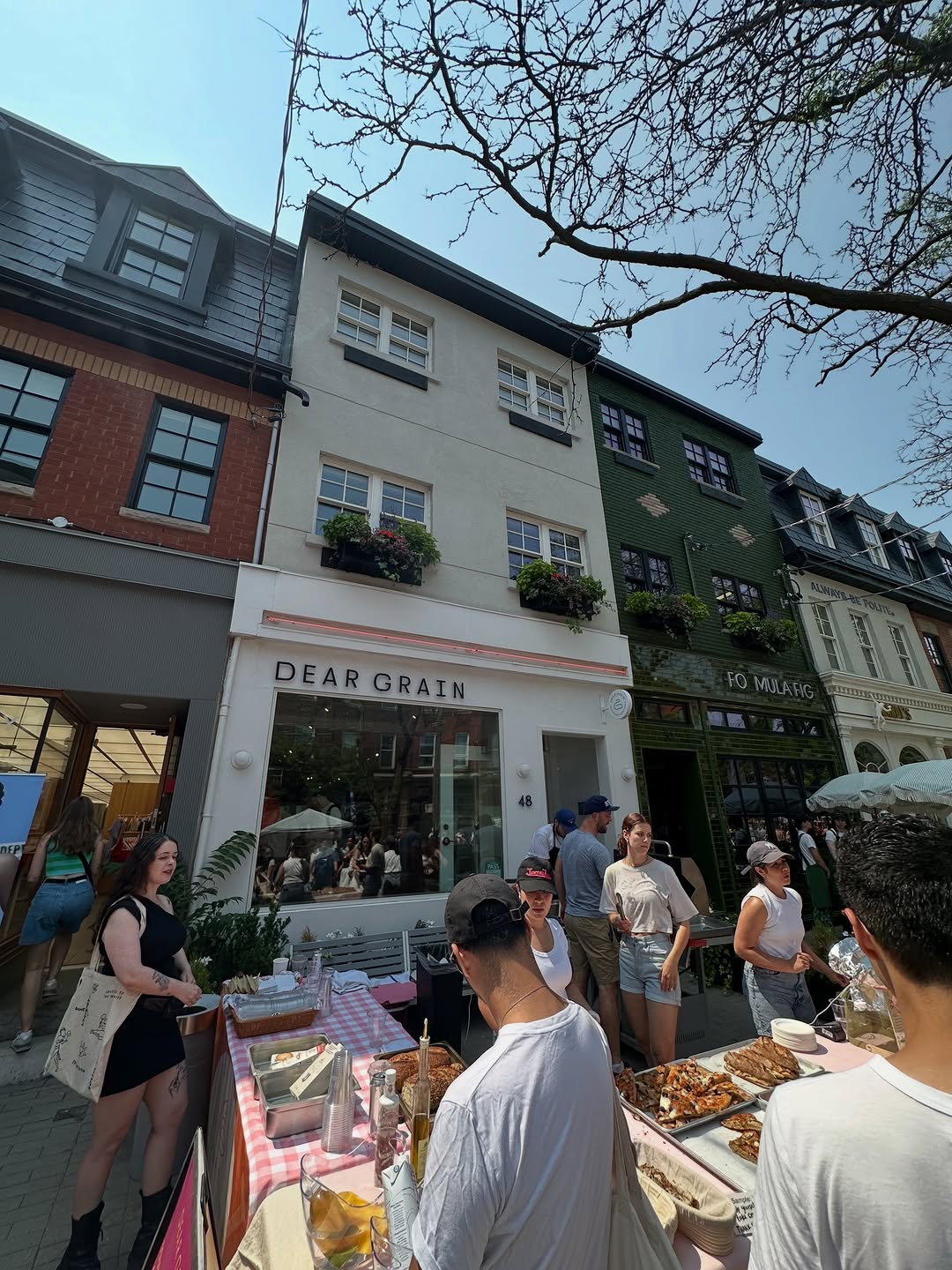 Dear Grain: venue exterior and atmosphere