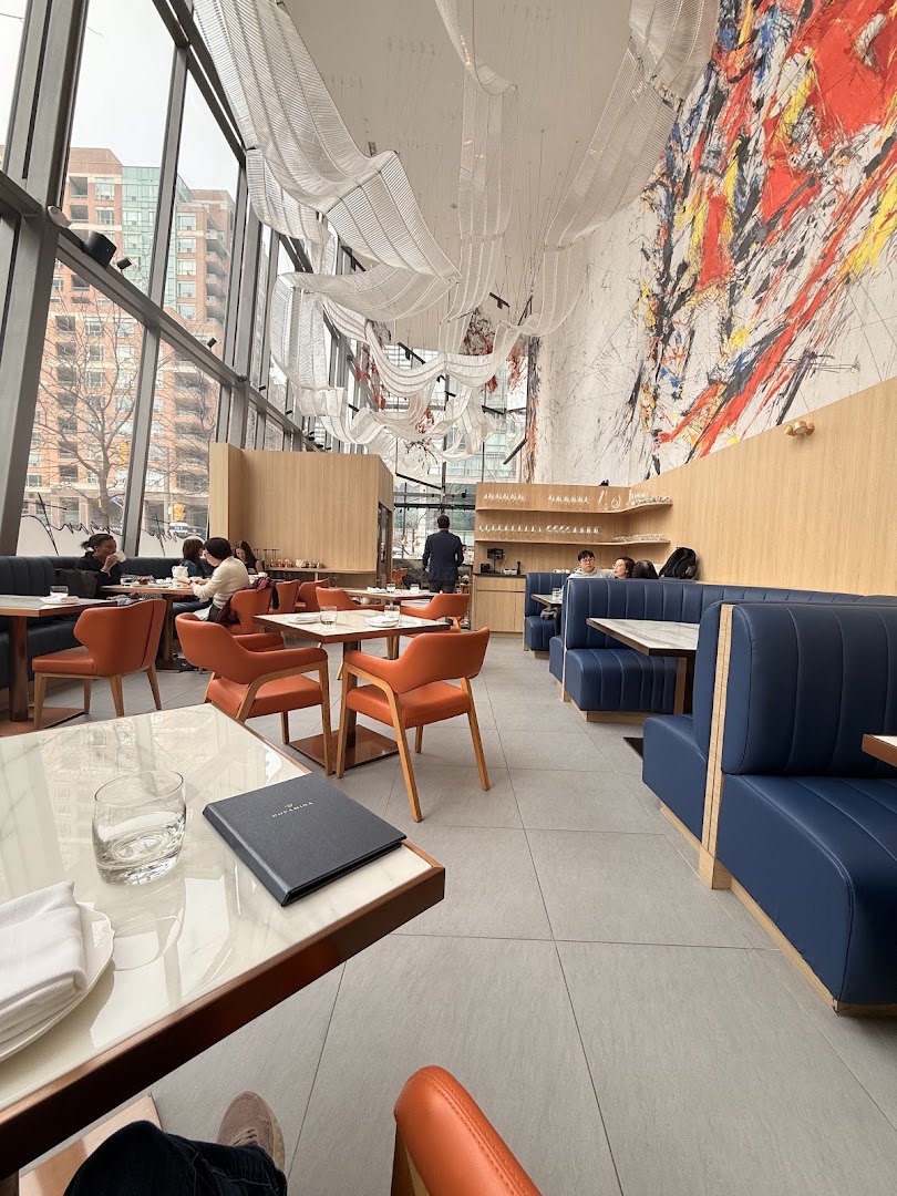Dopamina: high quality interior atmosphere shot