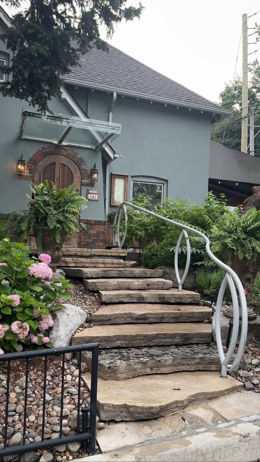 louf: attractive exterior shot of restaurant