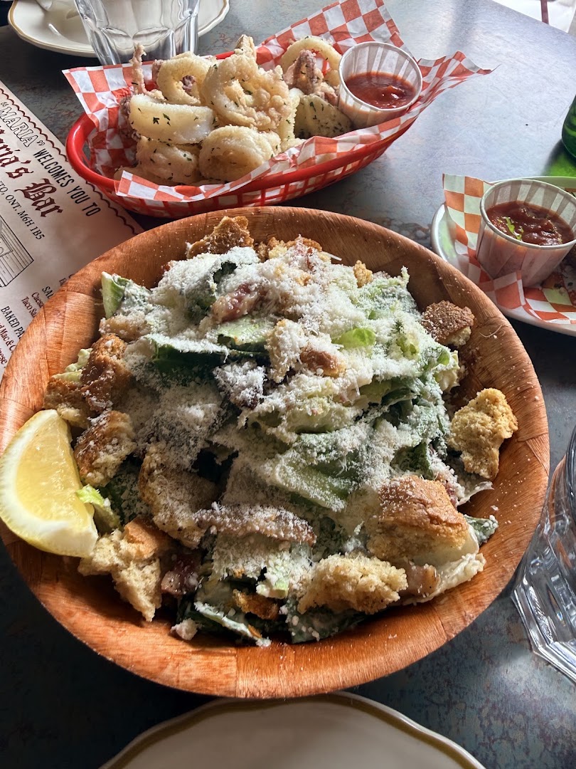 Maria's Sports Bar: appetizing photo of restaurant food