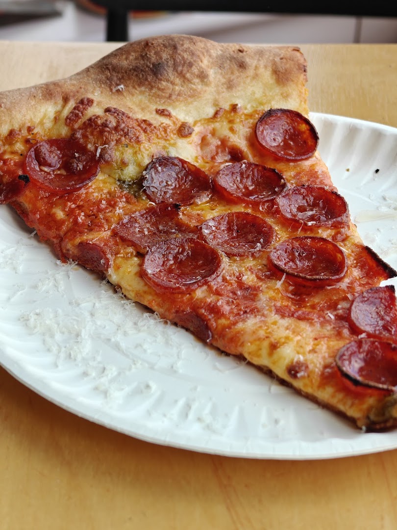 Nice Slice: appetizing, high-quality food photo