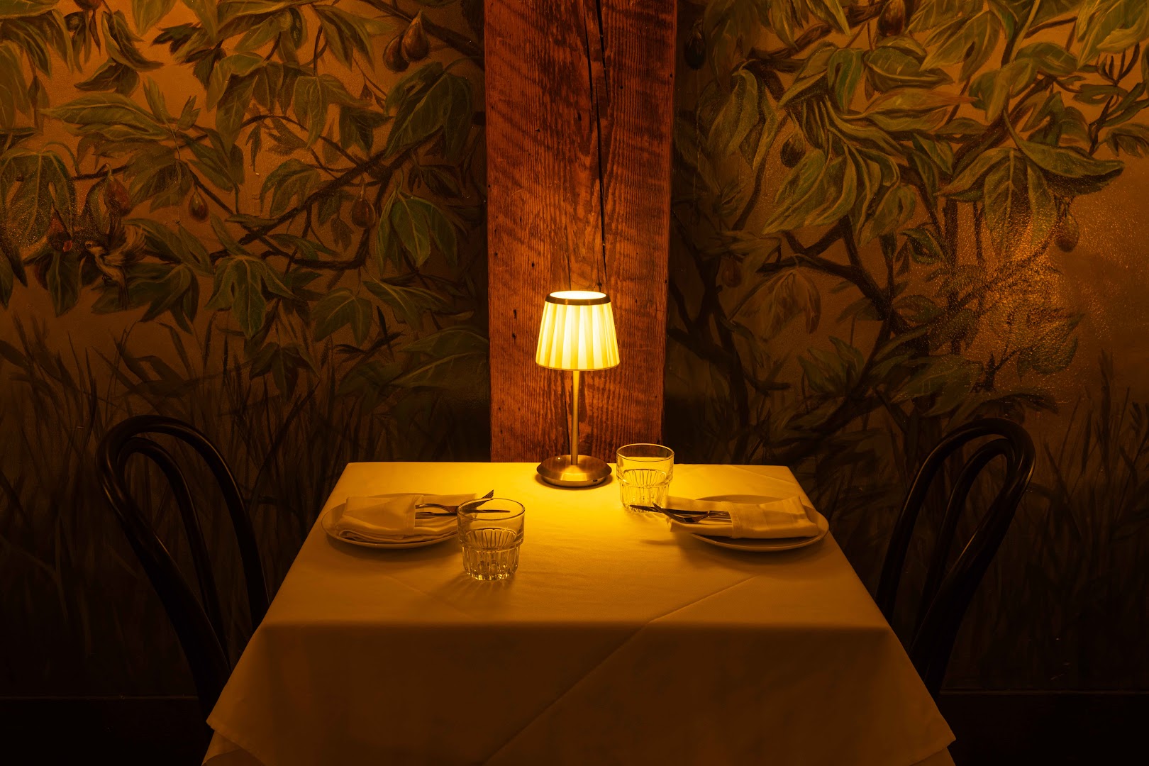 Giusti: atmospheric and professional interior shot
