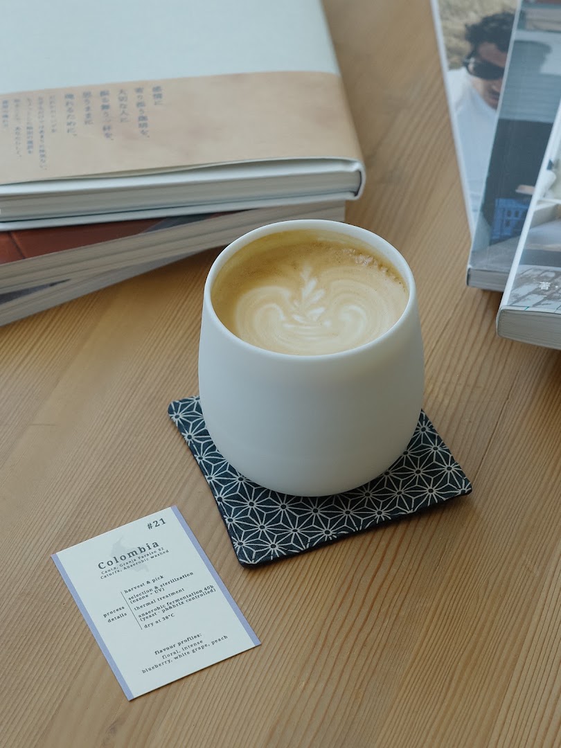 Hiyori Coffee: high quality aesthetic coffee shot