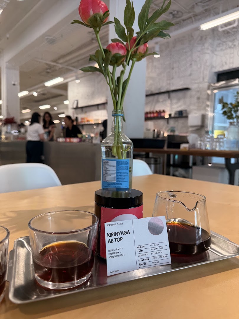 Moving Coffee Bar: appealing presentation of coffee service
