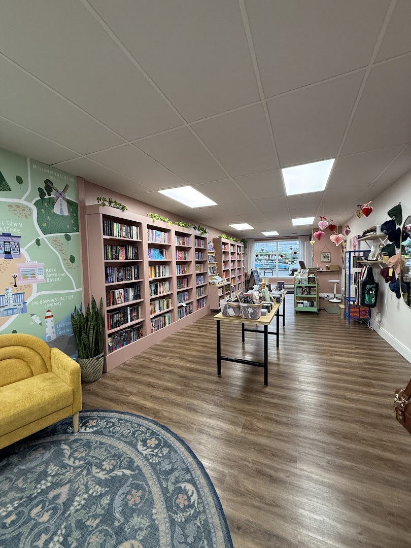 Perfect Match Bookshop: clear, inviting shop interior view