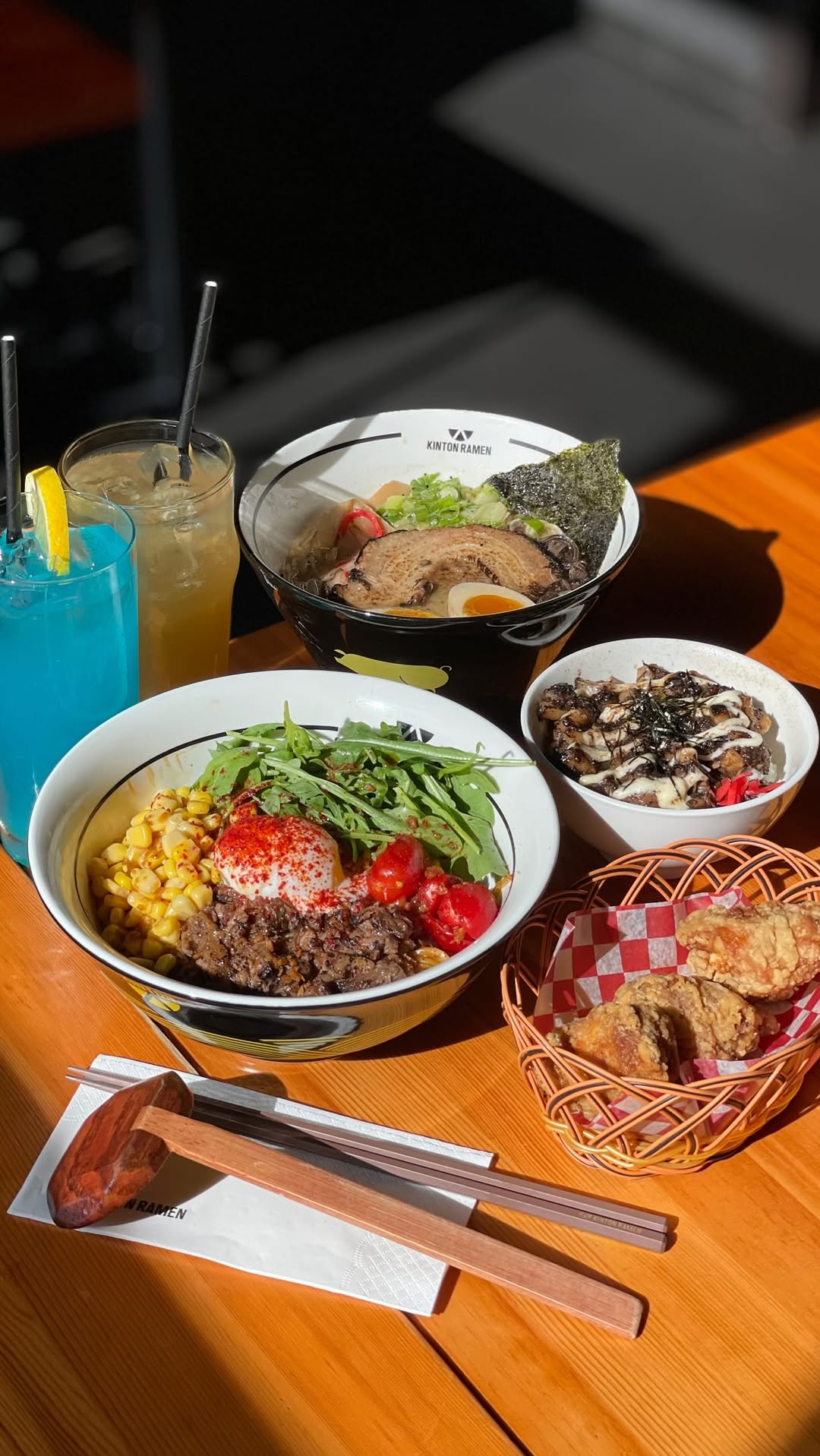KINTON RAMEN VICTORIA DOWNTOWN: high quality appetizing food photography