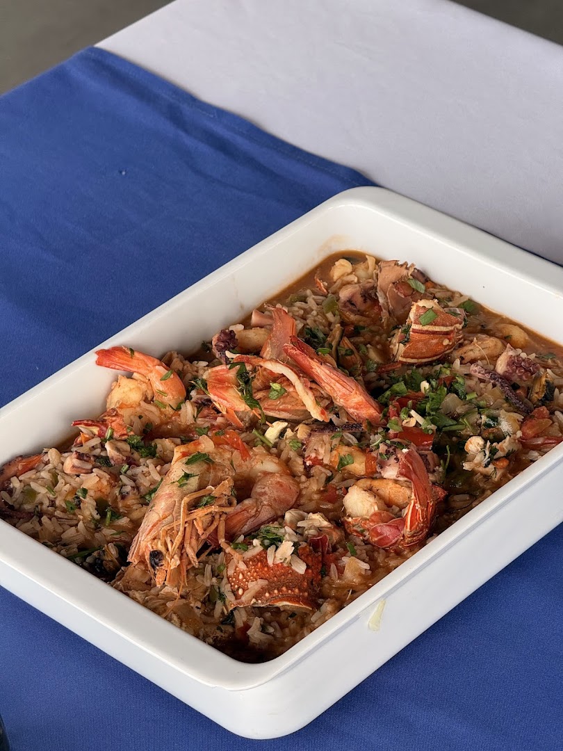 O Poeta Lounge & Food: appetizing photo of seafood dish