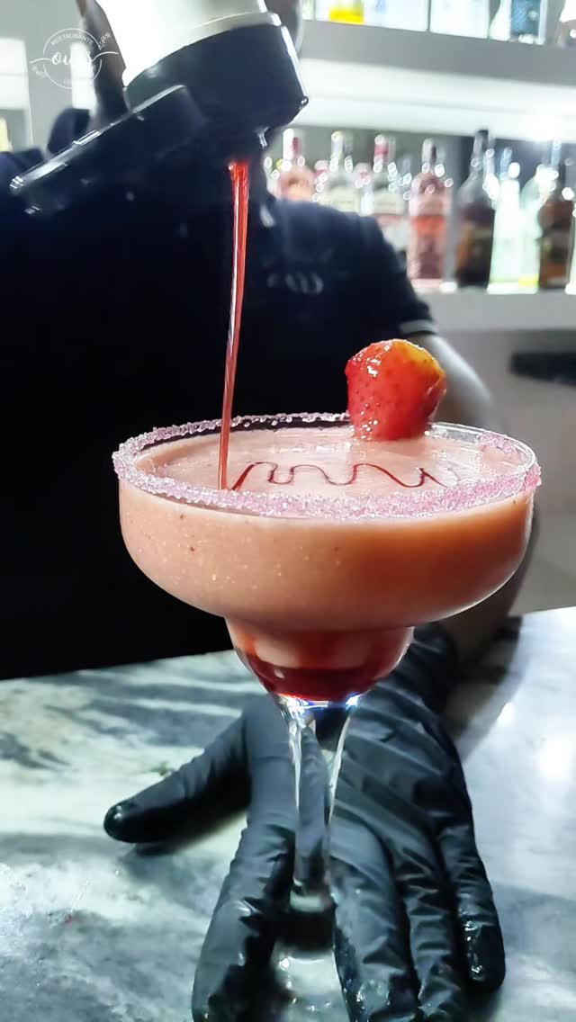Restaurante Ours: high quality professional cocktail shot