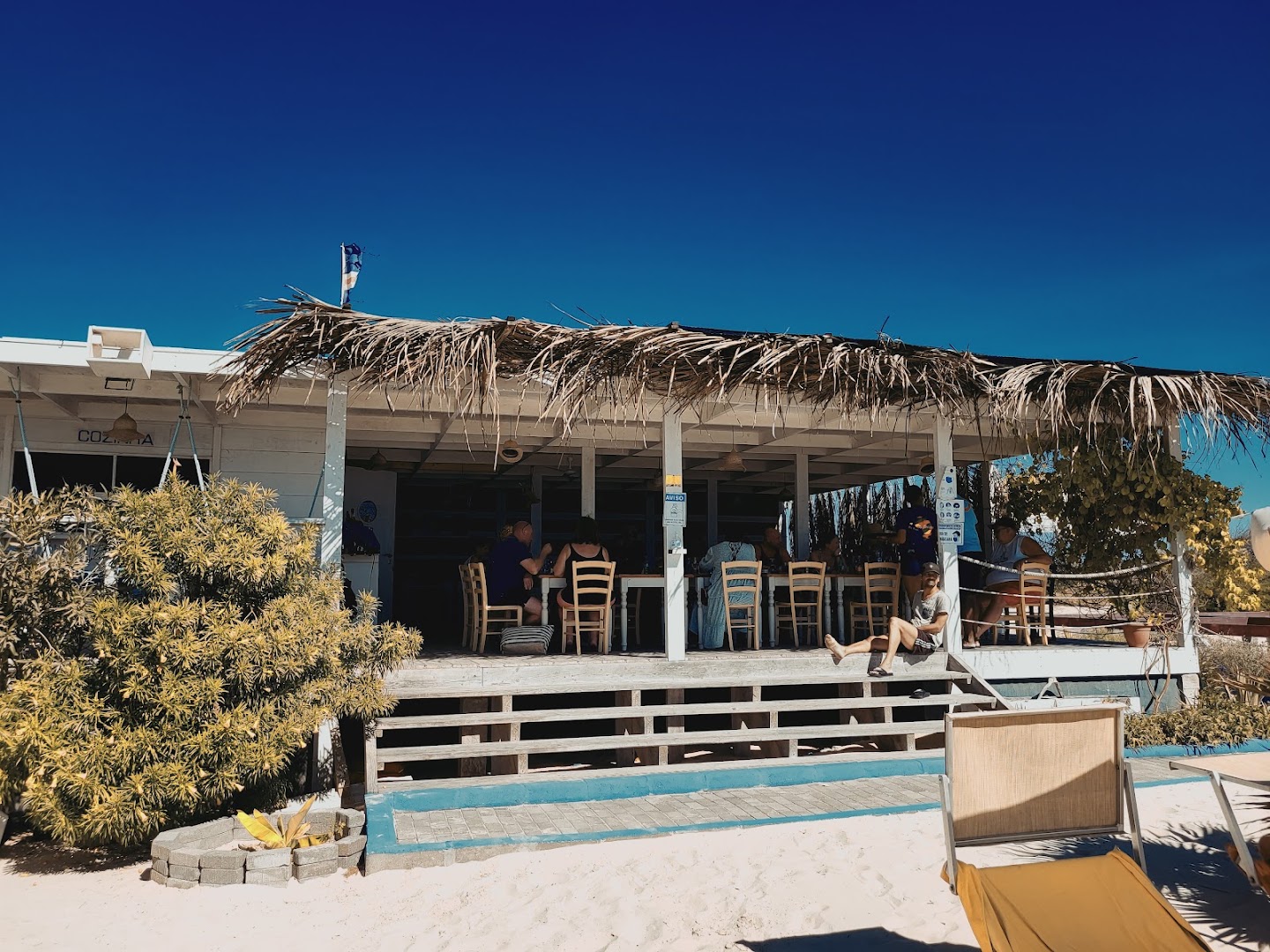Agua Beach Restaurant: clear, inviting shot of venue