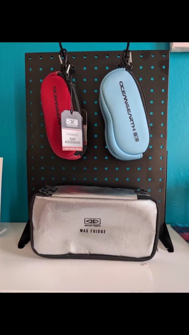 Hei Matau Surf Shop: clear display of shop products