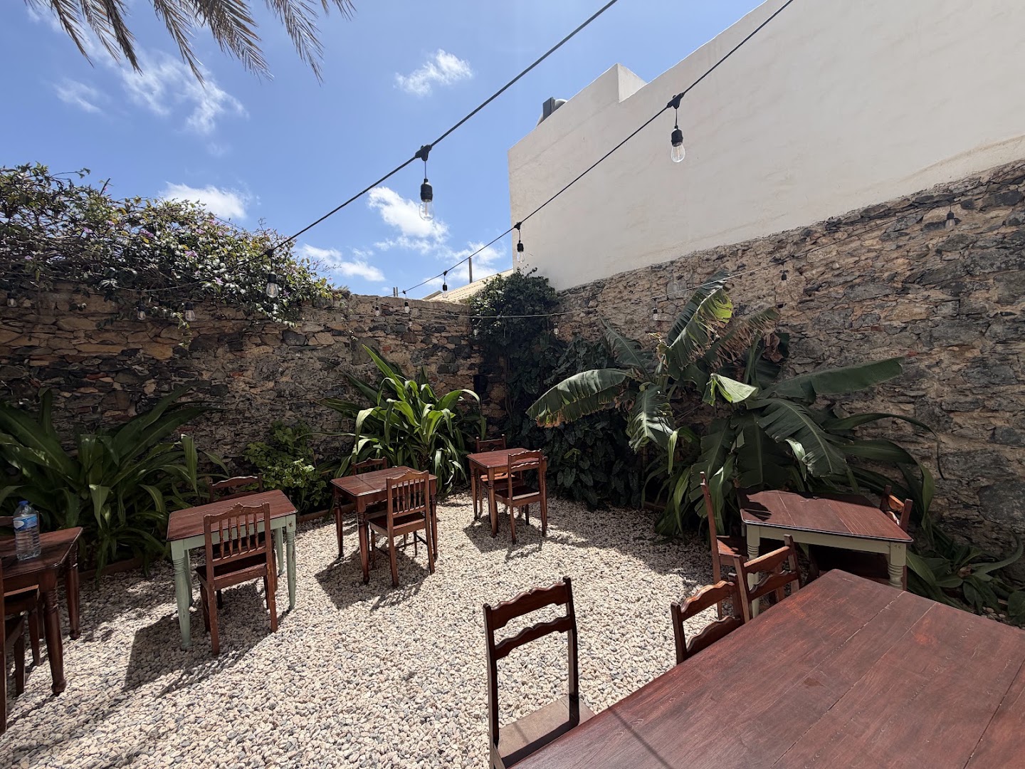 Sodade Casa da Cultura: inviting outdoor terrace atmosphere