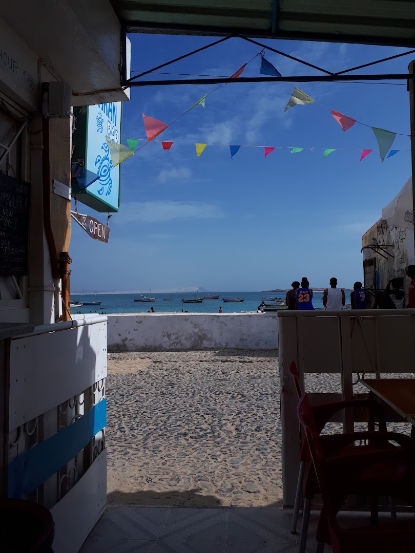 Wakan Bar: inviting view of the venue