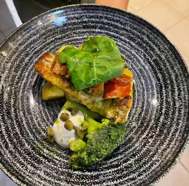 S-Point Bistro: appetizing, high-quality food photography