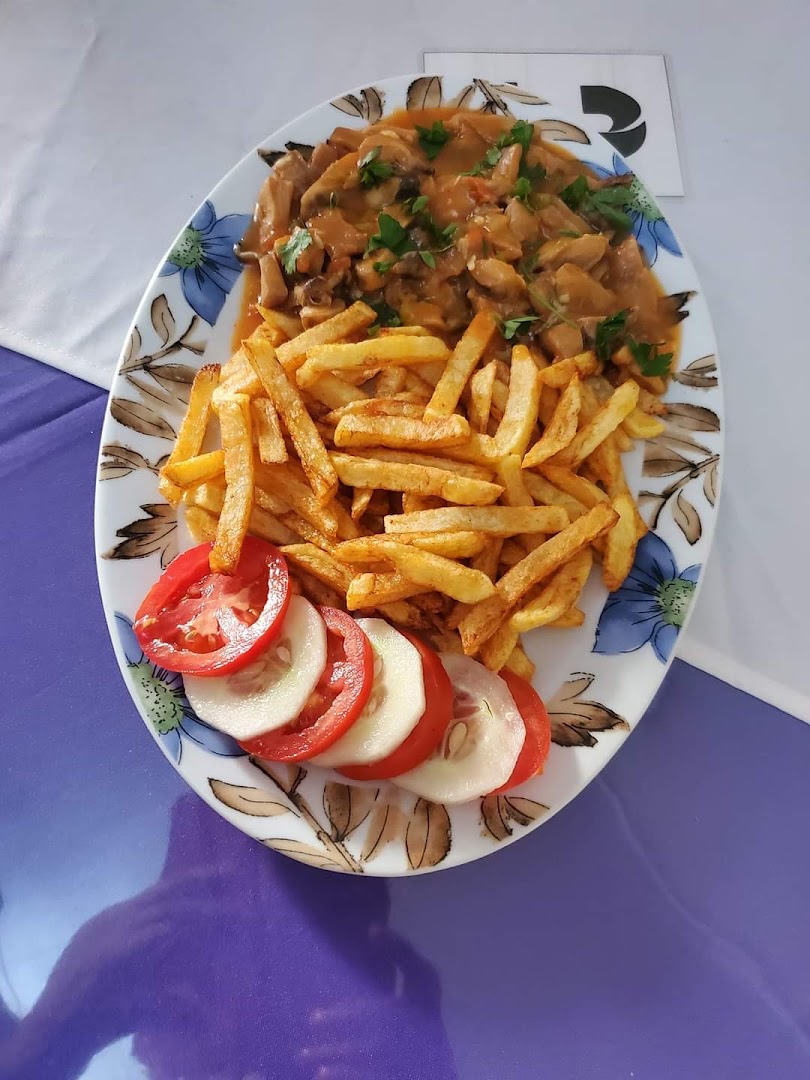 Bar Restaurant Mãe: appetizing, clear photo of food
