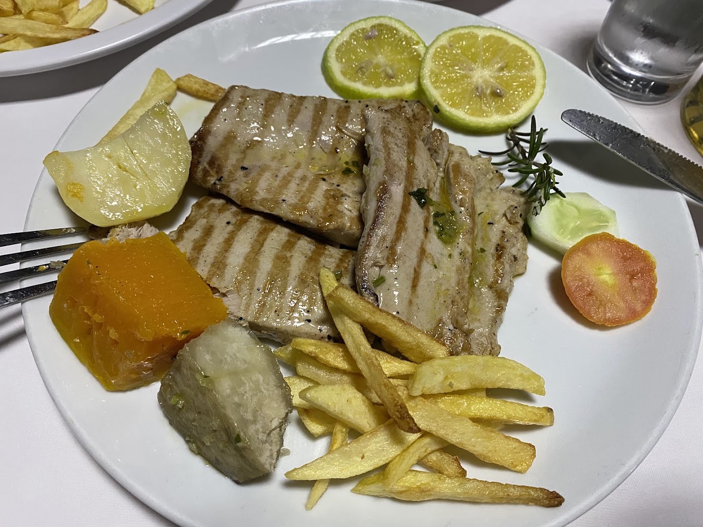 Tropical Club-Restaurante: appetizing, clear photo of food