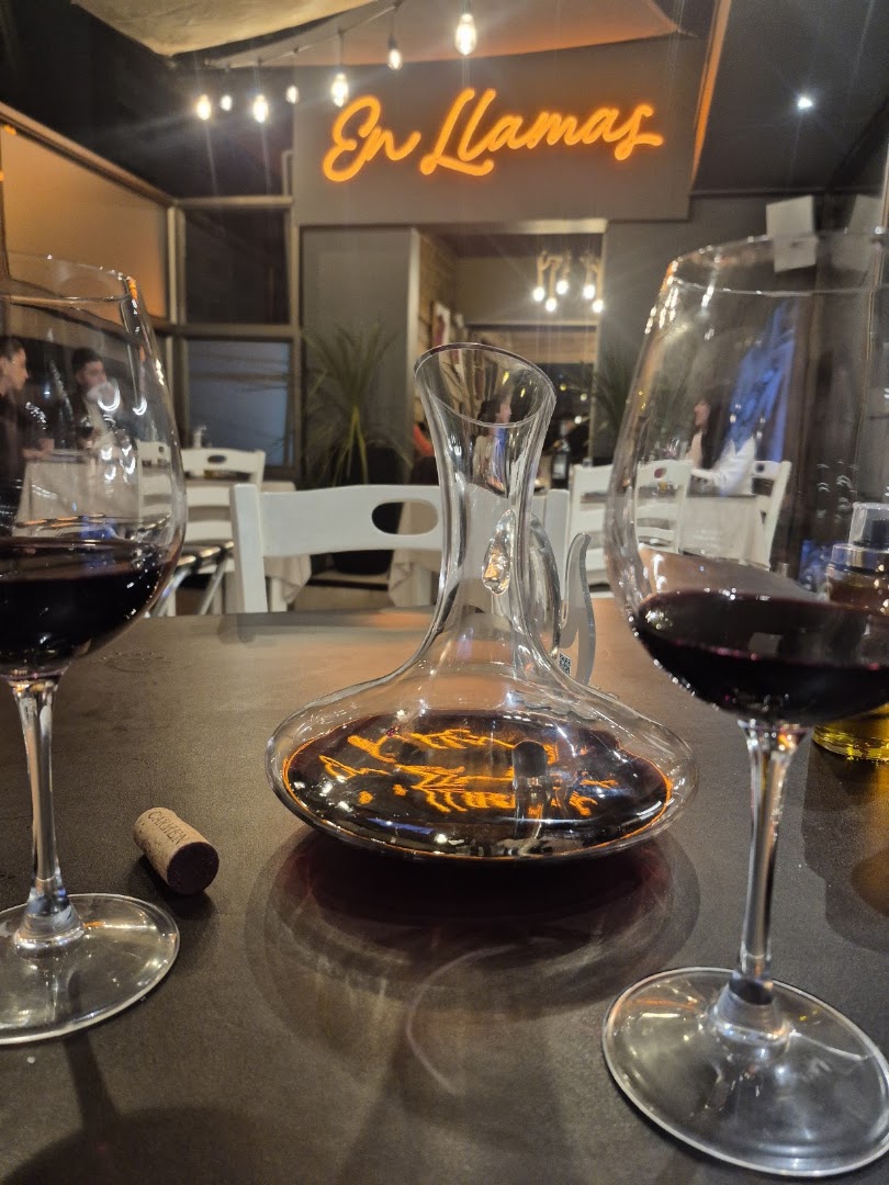En Llamas Restaurant: inviting atmosphere with restaurant branding