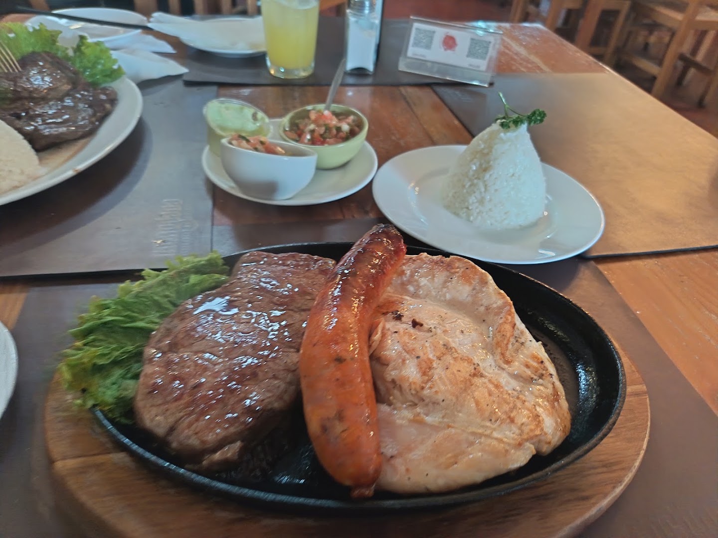 Los Aleros de 21: appetizing photo of restaurant food