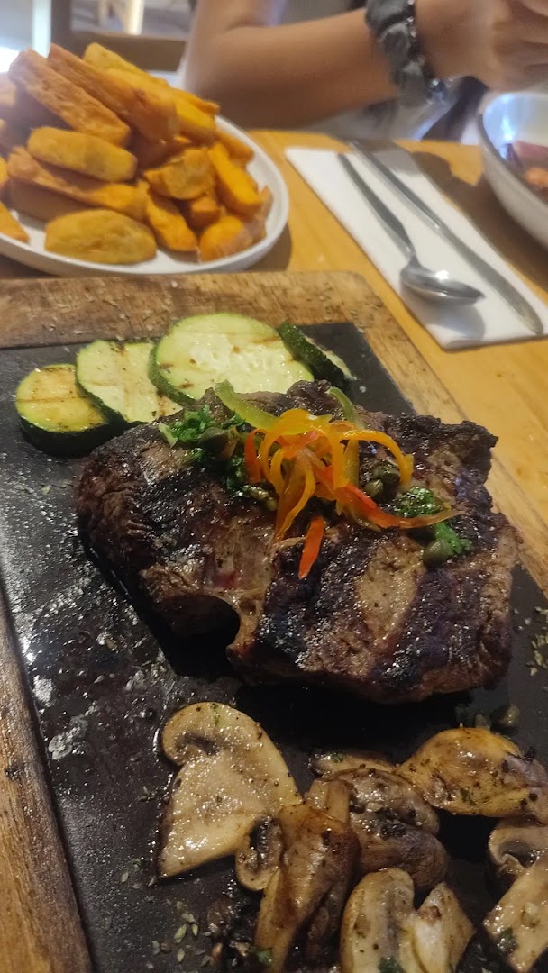 Restaurante Albertina: appetizing photo of restaurant food