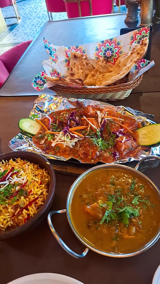 ROYAL INDIA: appetizing photo of restaurant food