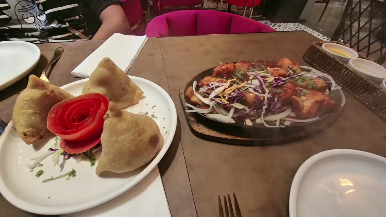 ROYAL INDIA: appetizing food presentation