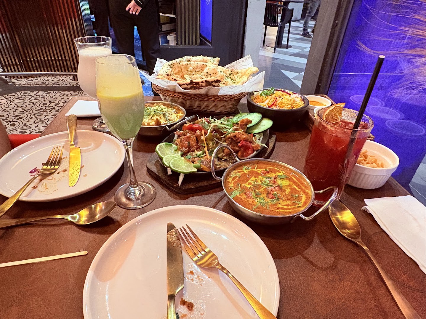 ROYAL INDIA: appetizing food spread at restaurant