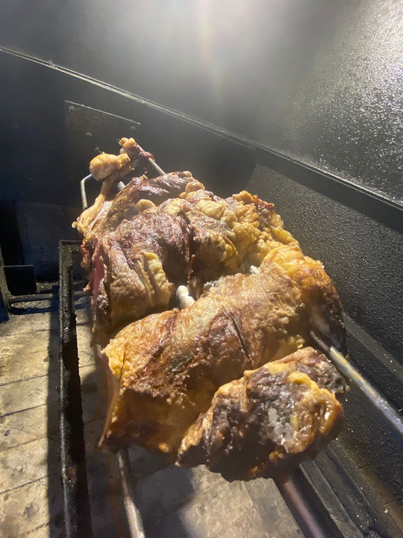 The Ñaños: appetizing photo of roasted meat