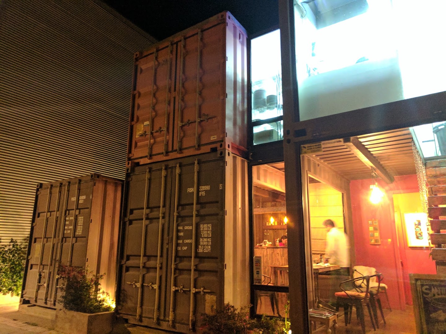Santolla: unique restaurant architecture clearly