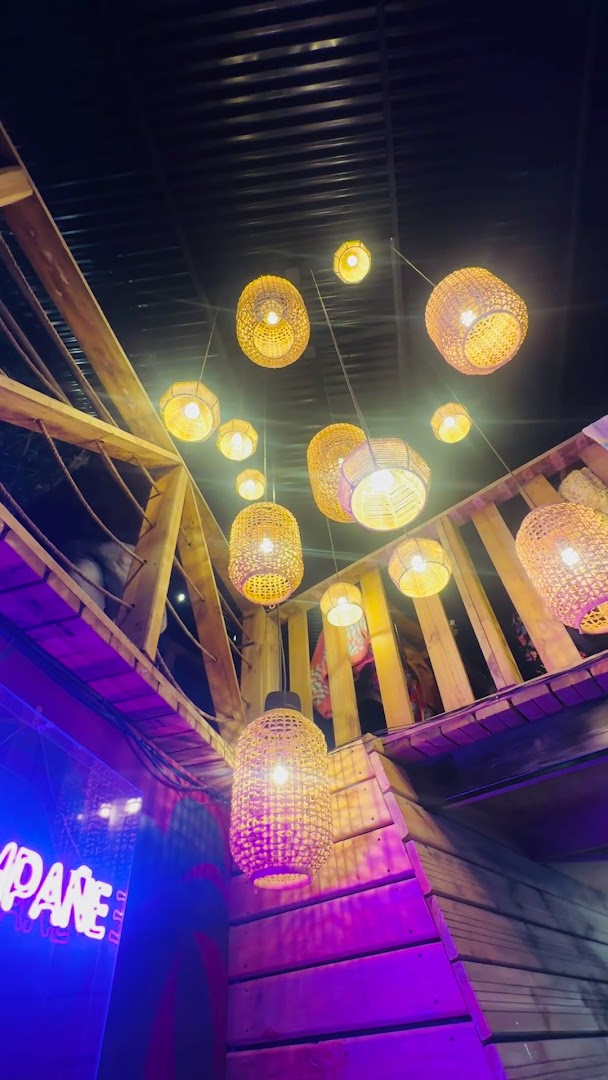Bar La Virgen: attractive venue interior atmosphere