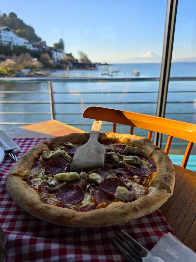 Mesa Tropera: appetizing food with beautiful view