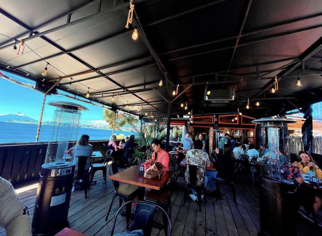 Quintal: inviting atmosphere with scenic view