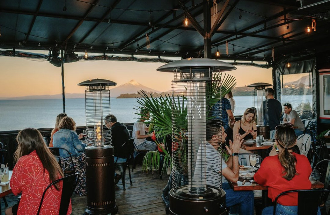 Quintal: inviting atmosphere with scenic view
