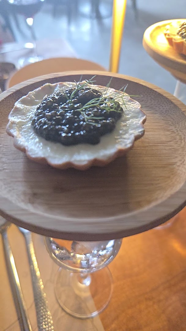 Aima Restaurant: appetizing, high-quality food photography