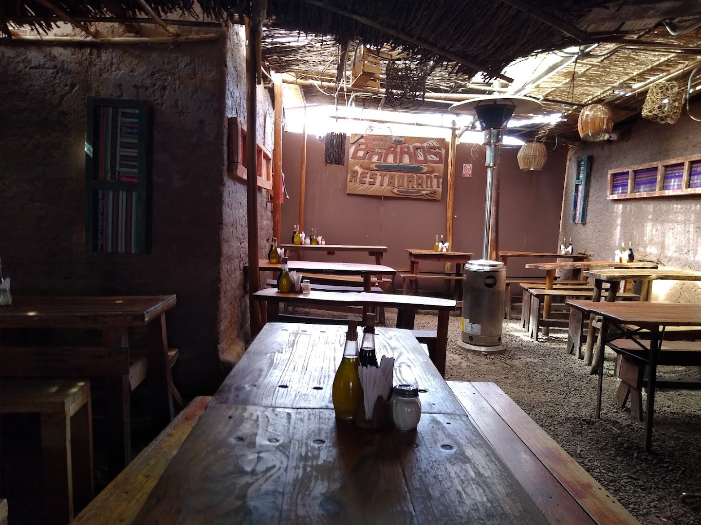 Barros Restaurante: clear view of restaurant interior