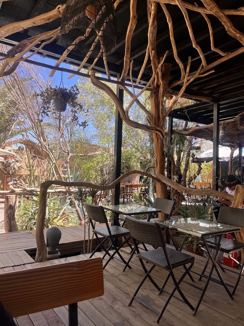 Jardín Meraki: attractive and inviting restaurant terrace