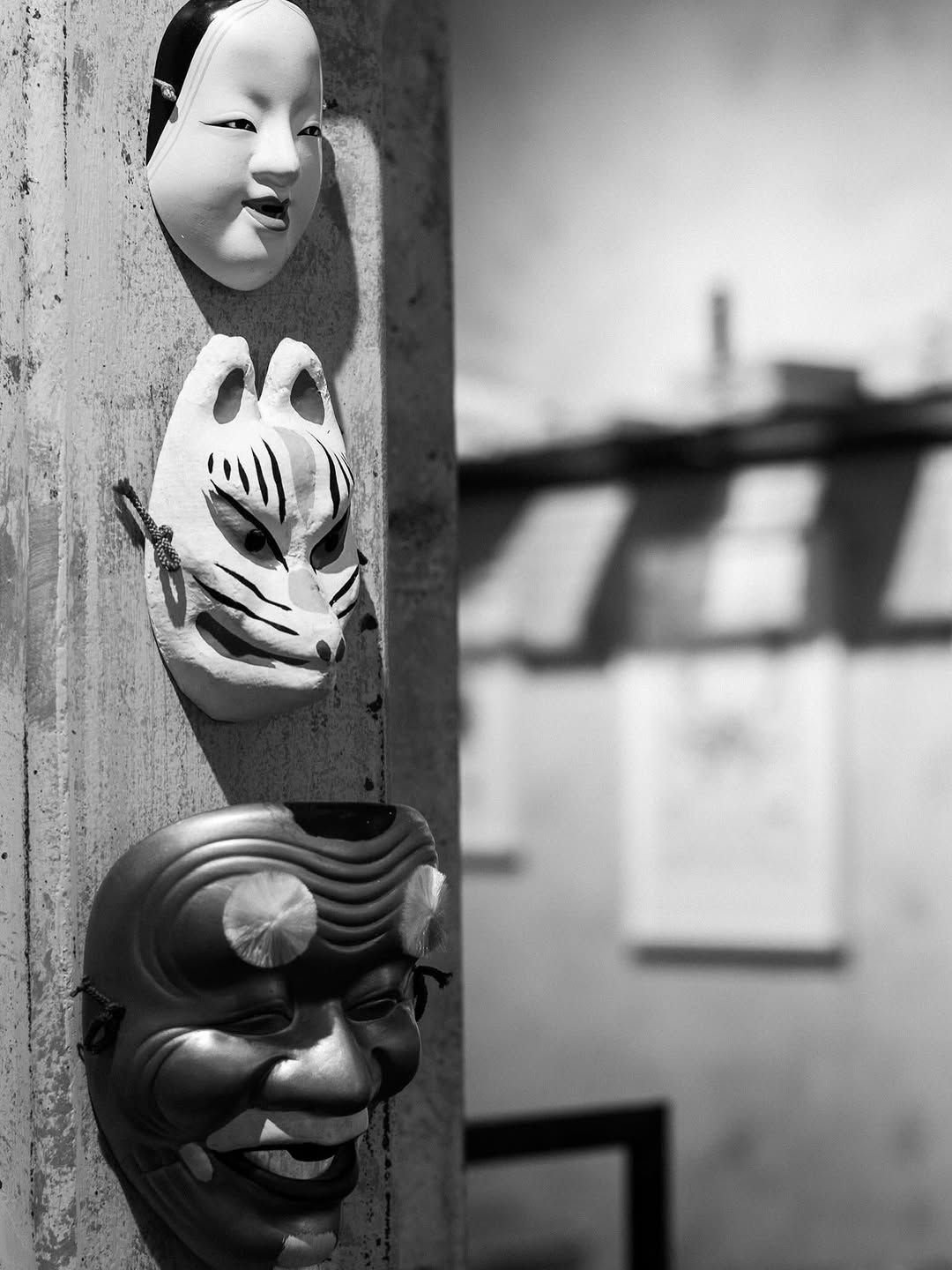 AMA Nikkei: artistic decor reflects restaurant theme
