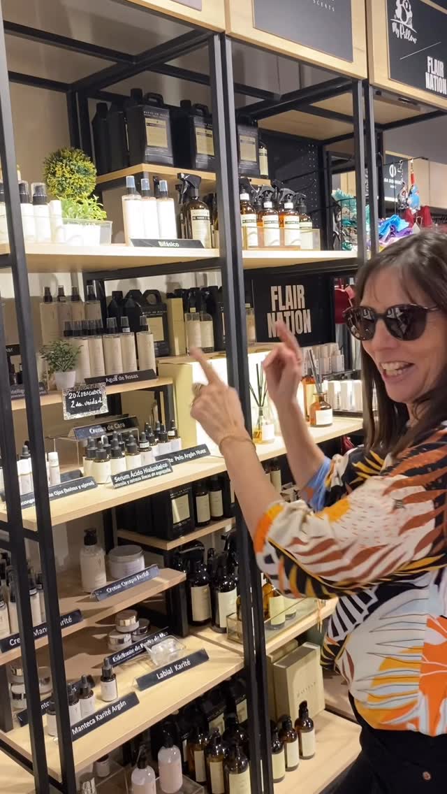 Casa Domínicos: clear display of shop products