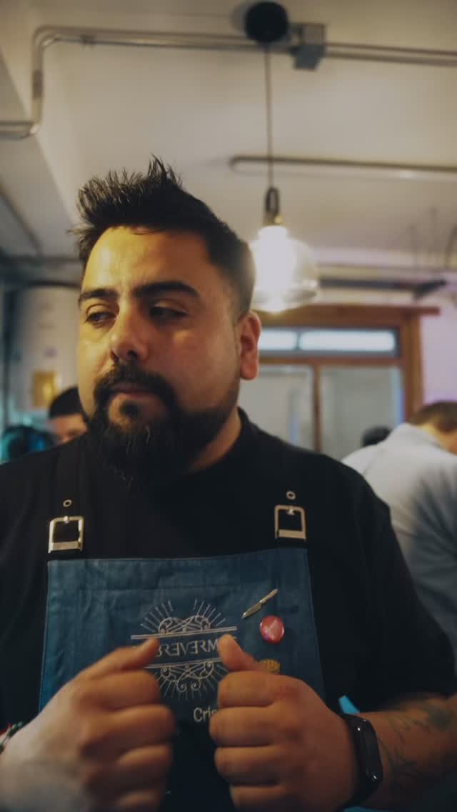 La Vermutería MUT: professional portrait of staff member