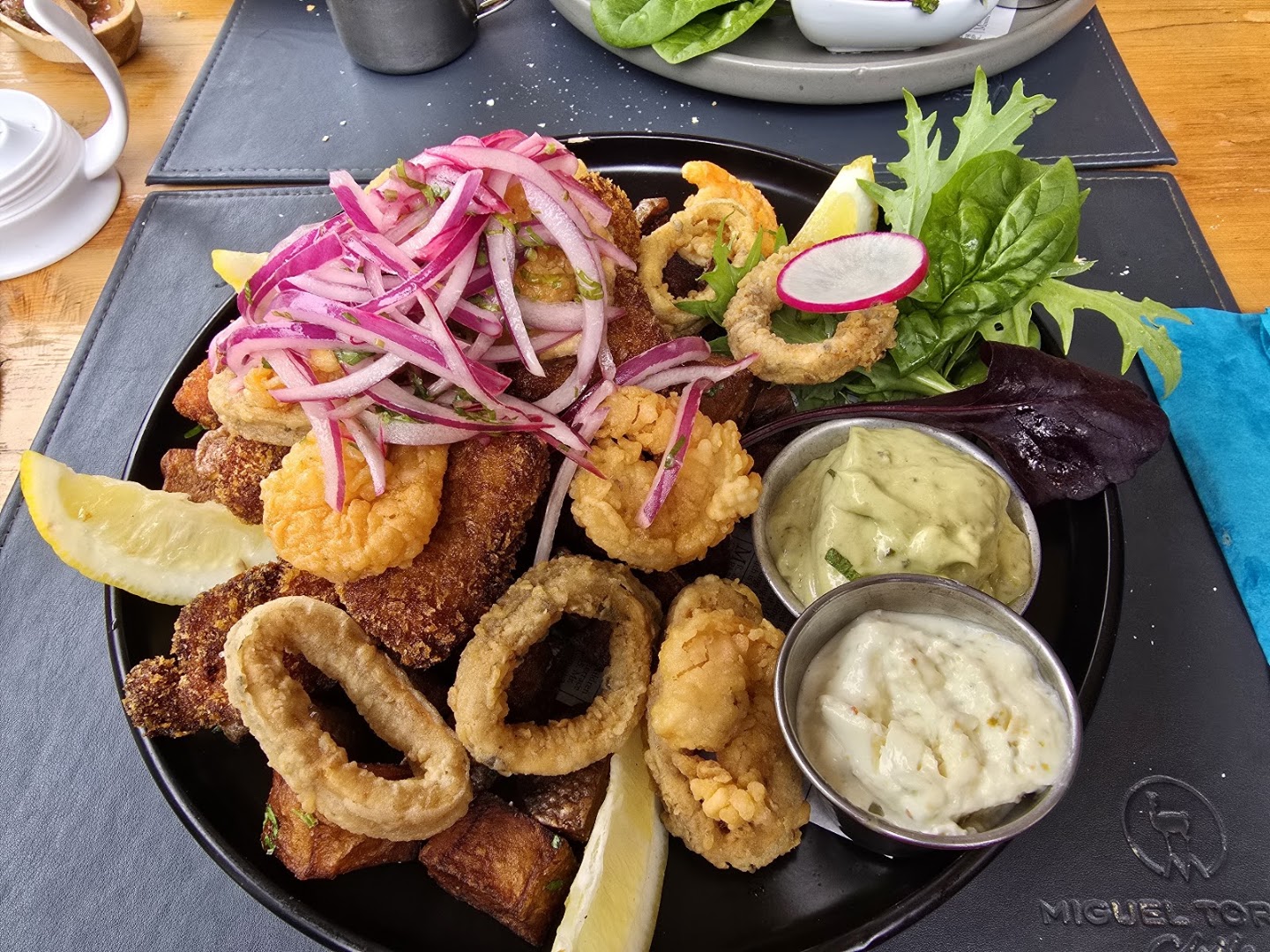 Mesa Incógnita: appetizing, high-quality food photography