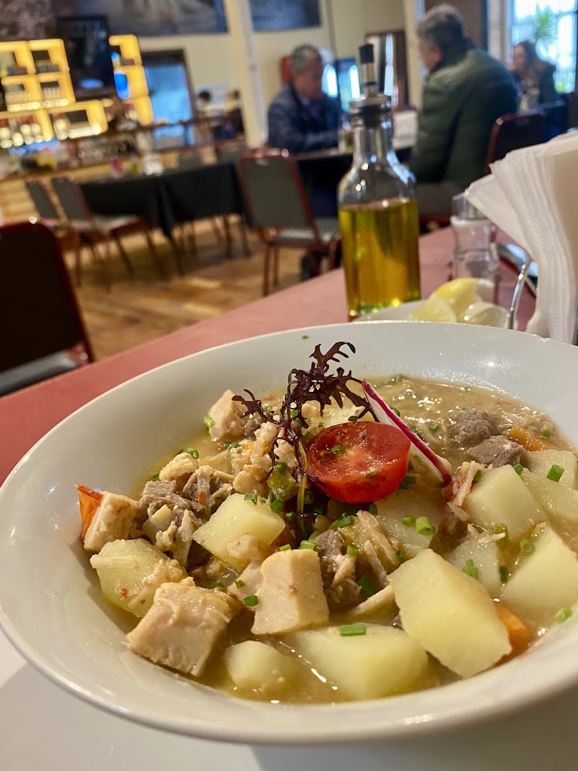 Espacio Prat: appetizing food photo in venue