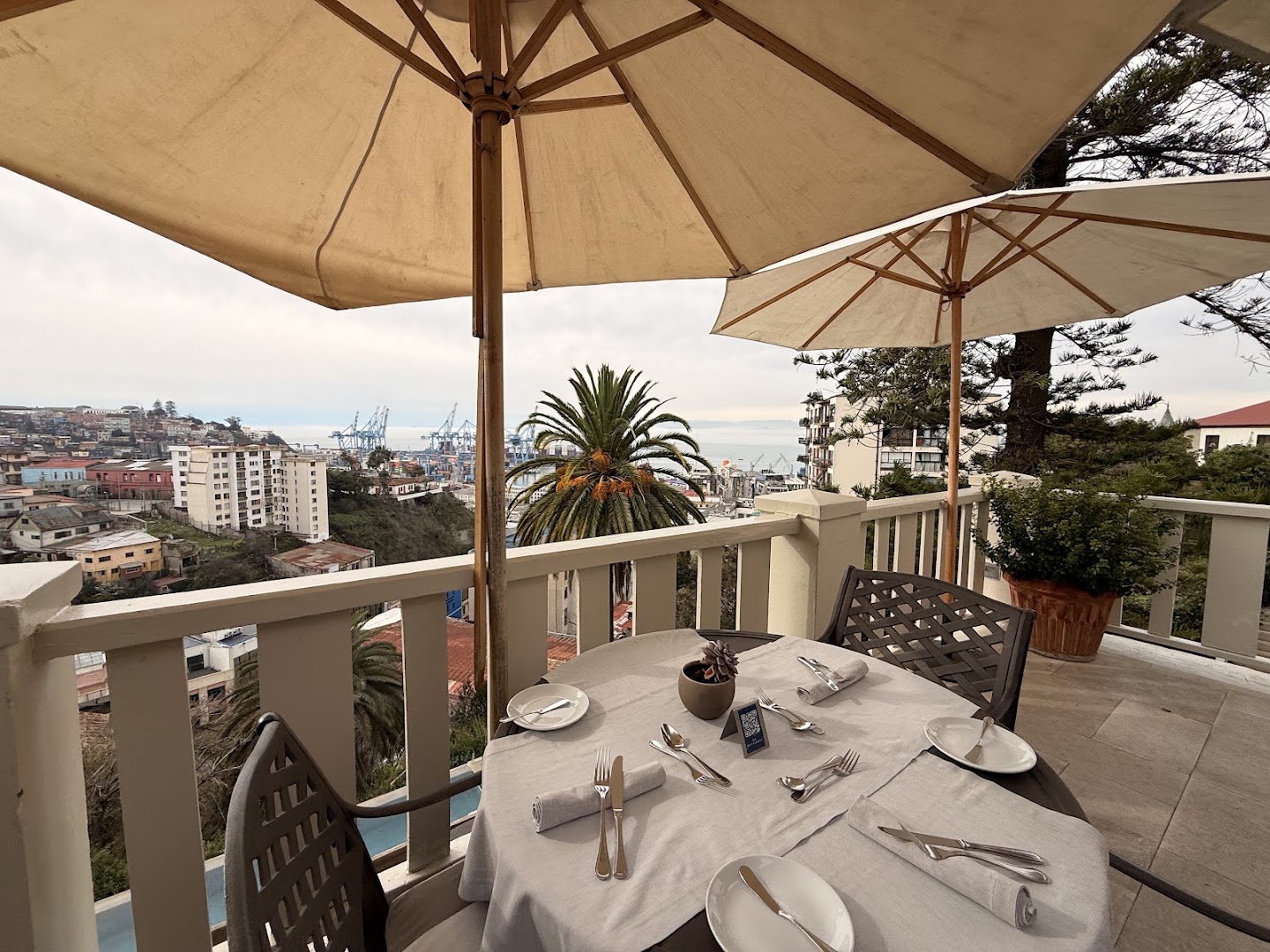 Maralegre: beautiful terrace view and atmosphere