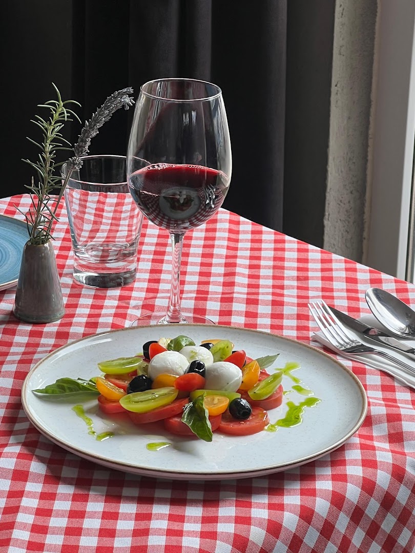 Pastalegre Trattoria: appetizing food and professional presentation