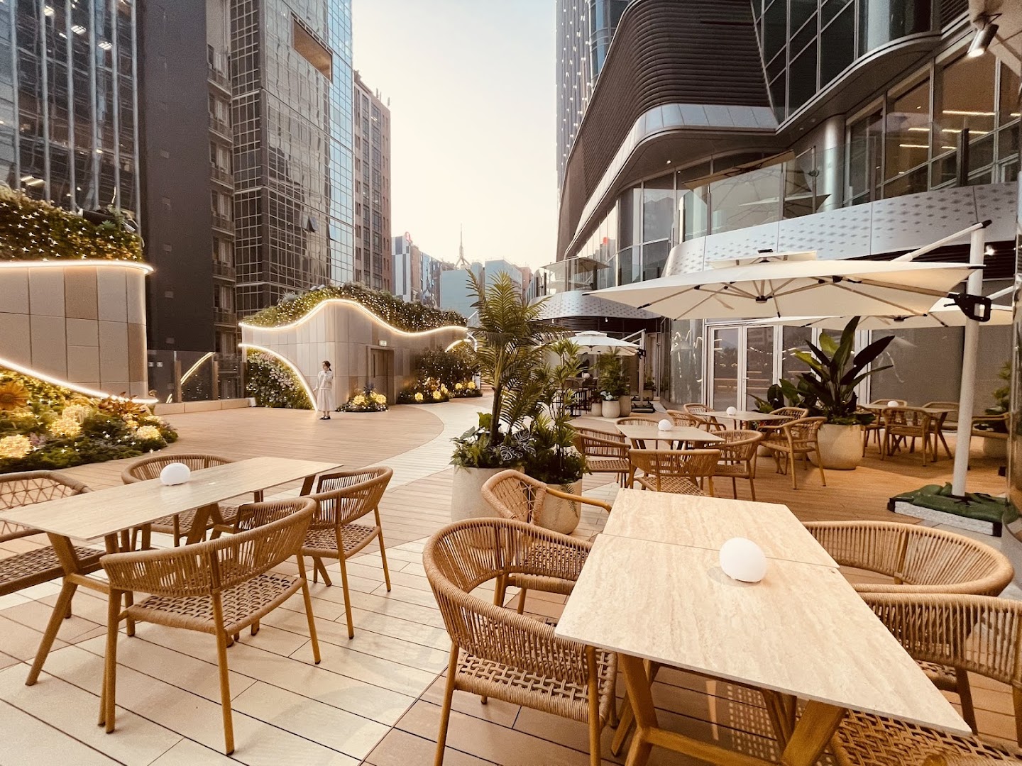 Chao: attractive, high-quality restaurant terrace photo