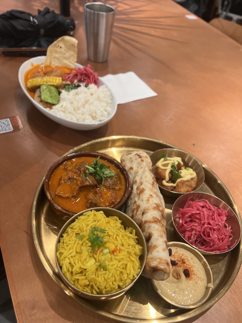 Curry Room: appetizing, high-quality food photography