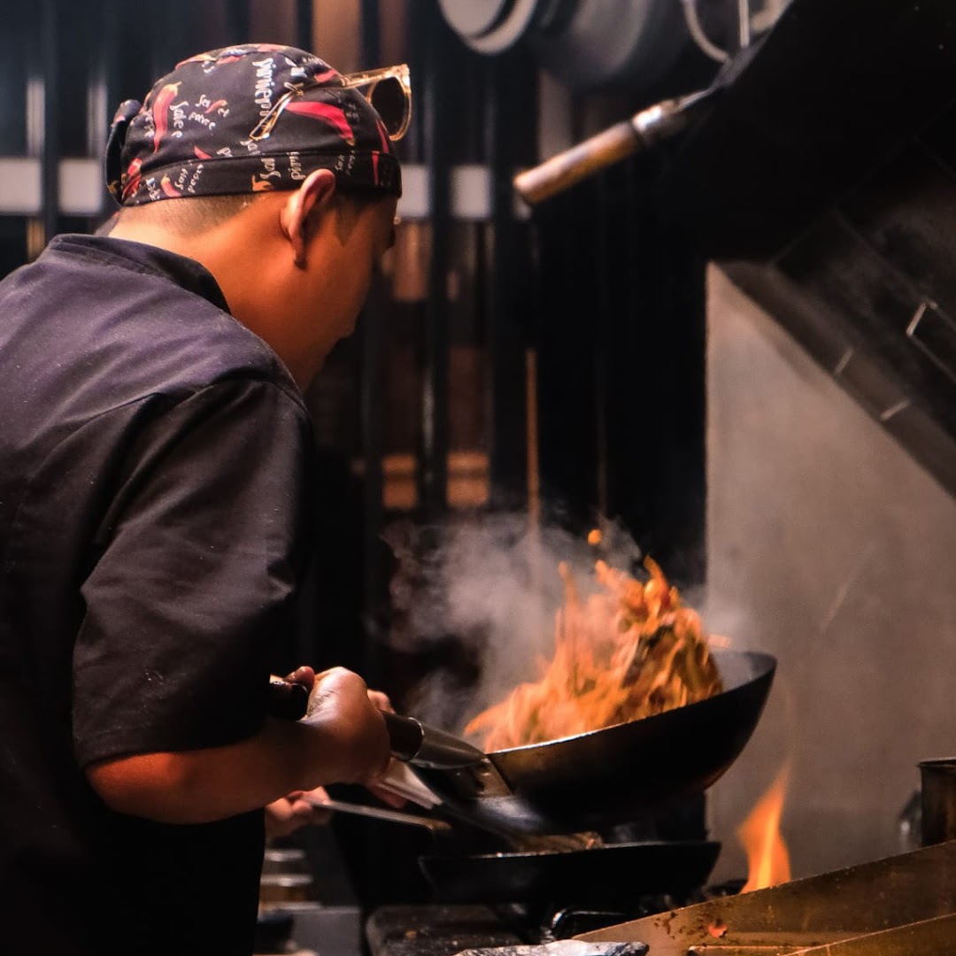Happy Samurai: professional action shot of chef