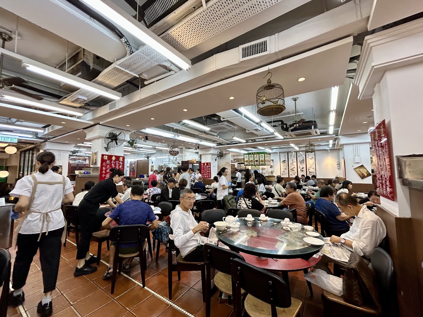 Lin Heung Lau: authentic restaurant atmosphere