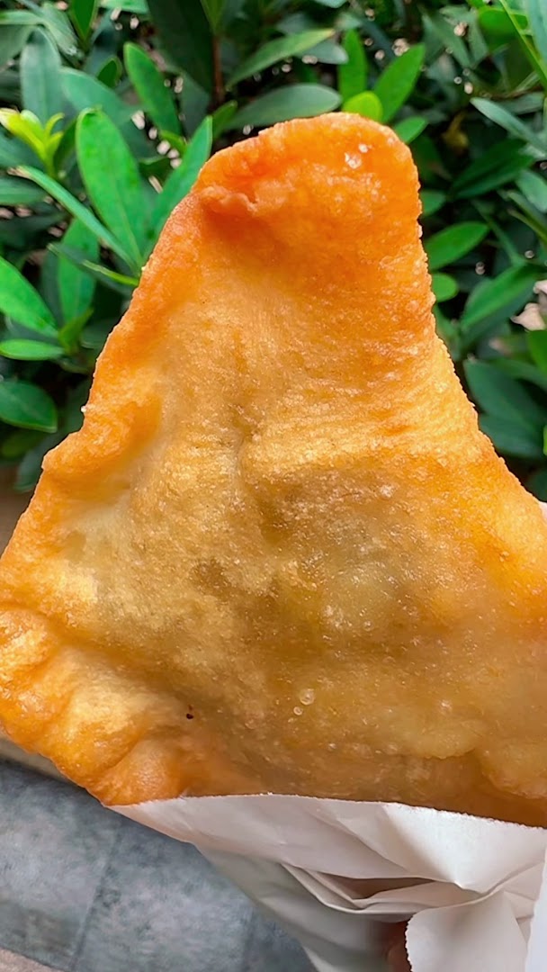 Pocofino: appetizing close-up of food item