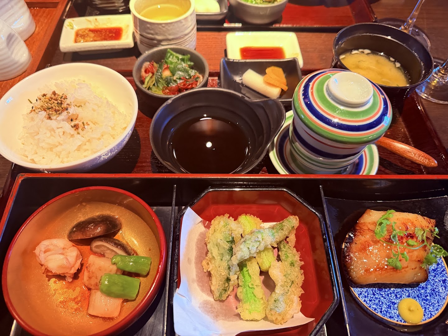 Shiro Central: appetizing, high-quality food presentation